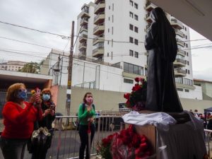 Visitação à imagem de Santa Rita de Cássia na festa de 2021